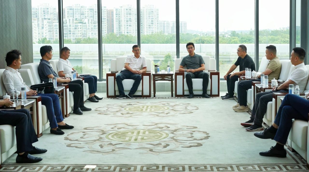 园区动态||南宁市武鸣区政府区长尹玉林莅临国际数字影像产业园